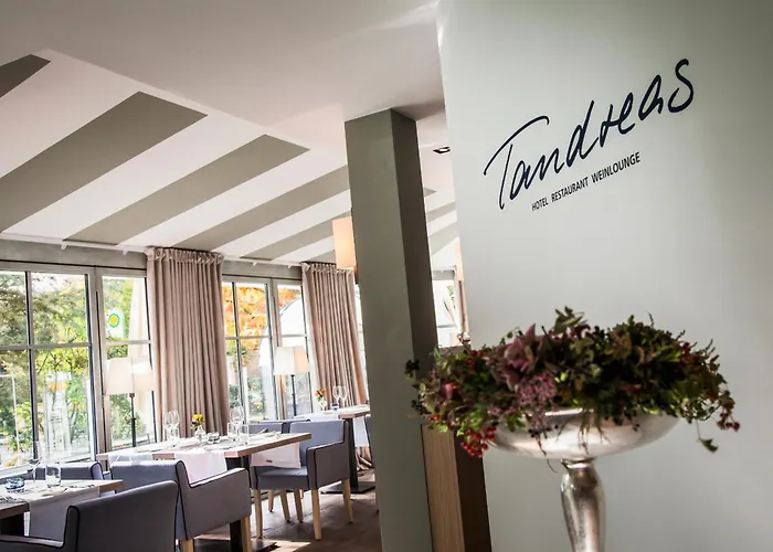Tandreas Hotel & Restaurant
